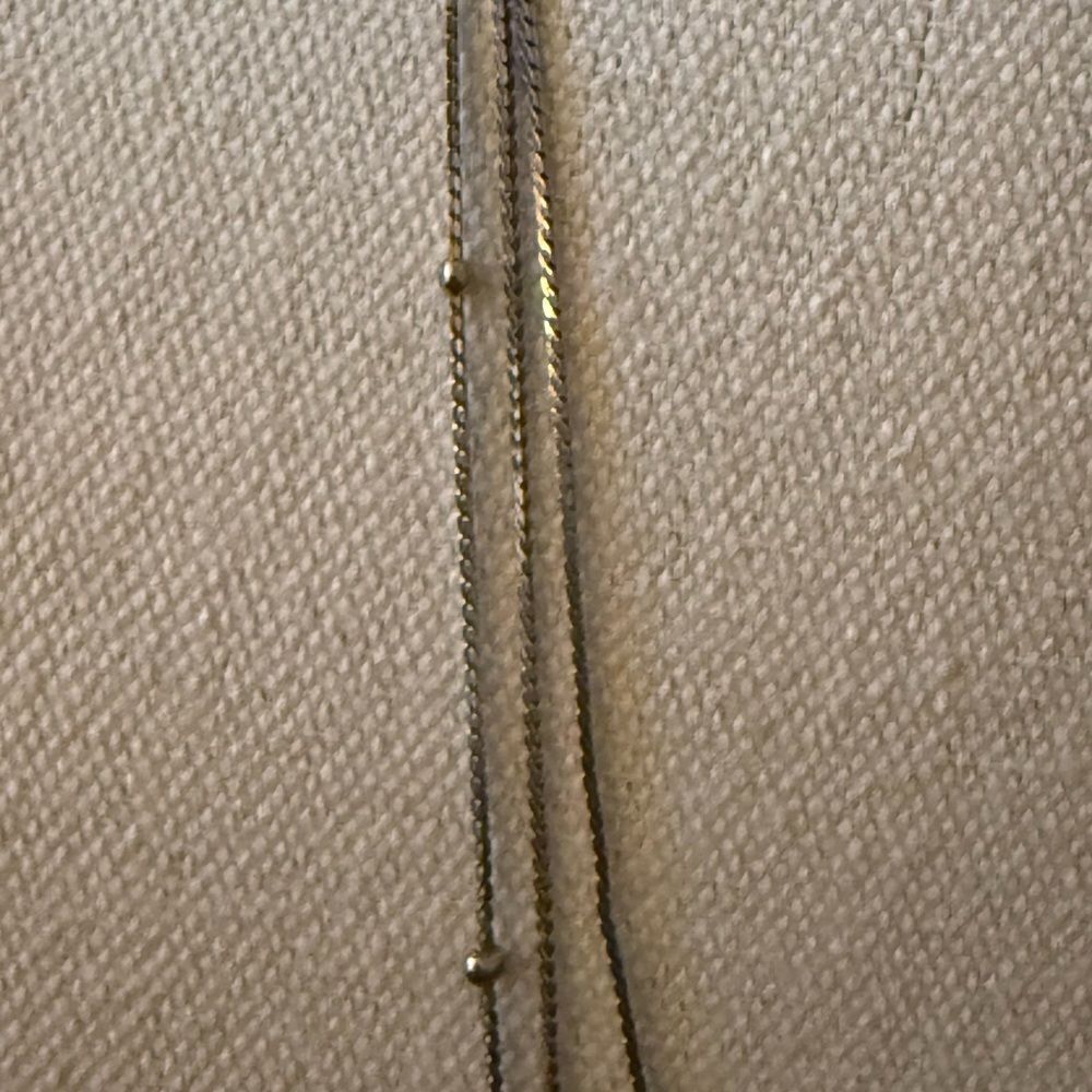 Vintage 3 Tier Silver Tone Cobra Chain Necklace with ball detail. - Picture 3 of 4